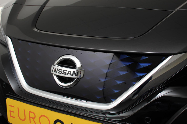 Nissan Leaf N-Connecta 40 kWh € 2000,- subsidie mogelijk particulier !  | Navigatie | Climate Control | Camera | Parkeer sensoren | Excl. BTW