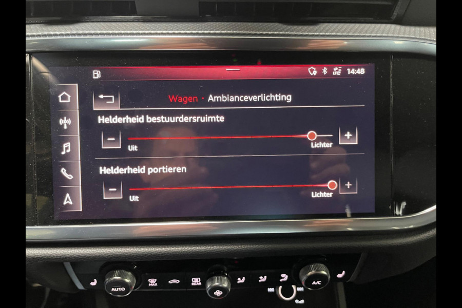 Audi Q3 Sportback 35 TFSI 150PK S-Edition Zwart Optiek/ Navi /20" Velgen/LED/ Apple Carplay/ Camera