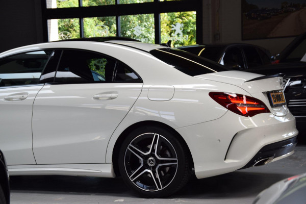 Mercedes-Benz CLA-Klasse 250 Prestige* ///AMG Pakket|Panoramadak|Night Ed.|Facelift|211pk!!|Dealer onderhouden