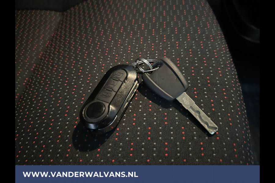 Peugeot Boxer 2.2 BlueHDi 120pk L2H2 Euro6 Airco | Parkeersensoren Bijrijdersbank