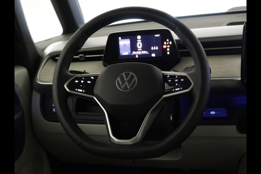 Volkswagen ID. Buzz Elektromotor 77kWh 204 1AT Pro Advantage Automatisch | Verbindende LED strip tussen de koplampen incl. sfeerverlichting exterieur