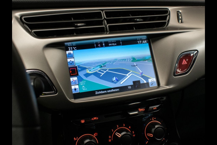 Citroën C3 1.2 PureTech Tendance (NAVI,LED,CRUISE,SPORTSTOELEN,GETINT,NIEUWE APK,LM VELGEN,NETTESTAAT)