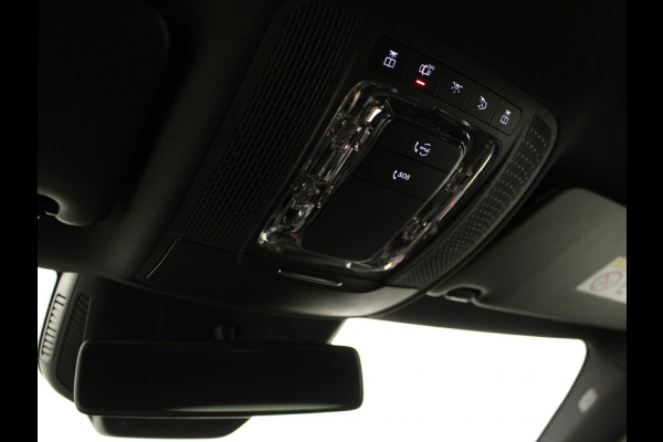 Mercedes-Benz A-Klasse 220 Launch Edition | Progressive, Nightpakket, MBUX augmented reality, Parkeerpakket, Navigatie | Uw voordeel € 3.740 inclusief tijdelijke Cash Bonus ! Nu tijdelijk te financiëren tegen 3,90% rente (actie loopt t/m 15-5-2020)
