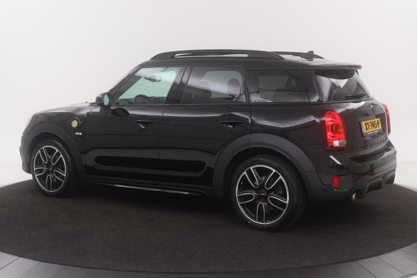 MINI Countryman 2.0 Cooper S E ALL4 | Panoramadak | Leder | Carplay | Stoelverwarming | Keyless | Harman/Kardon | Navigatie | Verwarmde voorruit | Climate control | Full LED