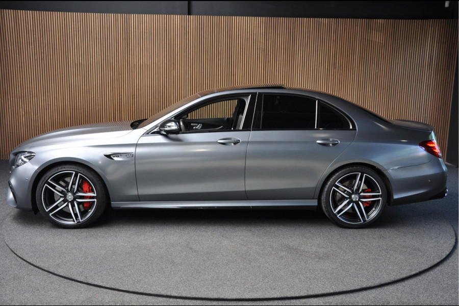 Mercedes-Benz E-Klasse AMG 63 S 4MATIC+ | PANO | AMBIENT | MOUNTAINGREY | CARPLAY |