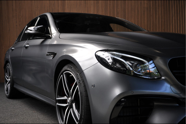 Mercedes-Benz E-Klasse AMG 63 S 4MATIC+ | PANO | AMBIENT | MOUNTAINGREY | CARPLAY |