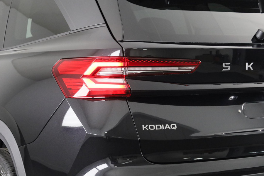 Škoda Kodiaq 1.5 TSI 150 pk MHEV Tour Edition 7 versn. DSG | Sport stuurwiel | Sunset | 18 inch velgen Soria | Metallic lak