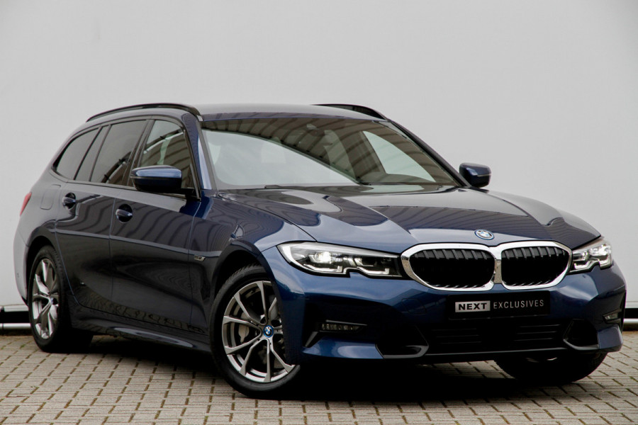 BMW 3 Serie Touring 330e Business Edition Plus BTW | ACC | Carplay | Stuurwiel. verw.