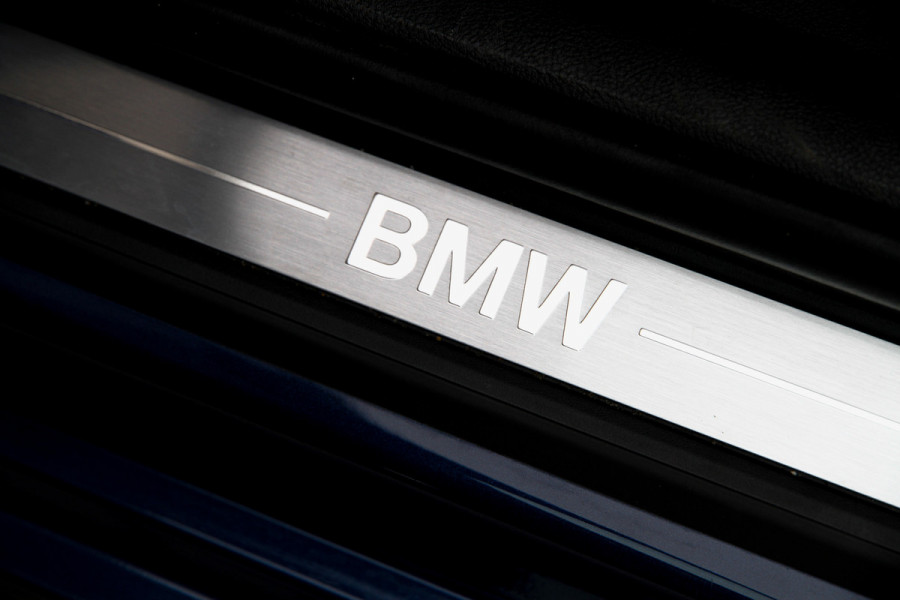 BMW 3 Serie Touring 330e Business Edition Plus BTW | ACC | Carplay | Stuurwiel. verw.