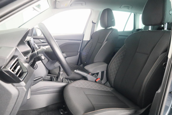 Škoda Kamiq 1.0 TSI Ambition 115 pk | Navigatie via App | Trekhaak | Parkeersensoren achter | LED koplampen |