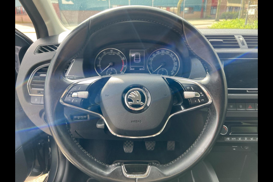 Škoda Fabia 1.0 TSI Online Edition / Apple Carplay / parkeer sensoren