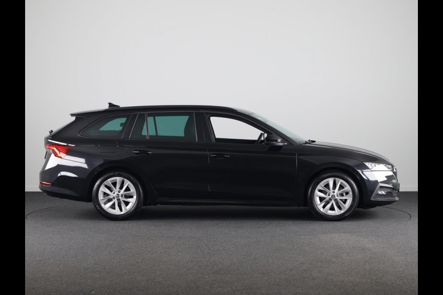 Škoda Octavia Combi 1.0 TSI Sport Business 110 pk | Verlengde garantie | Navigatie | Parkeersensoren | LED koplampen |