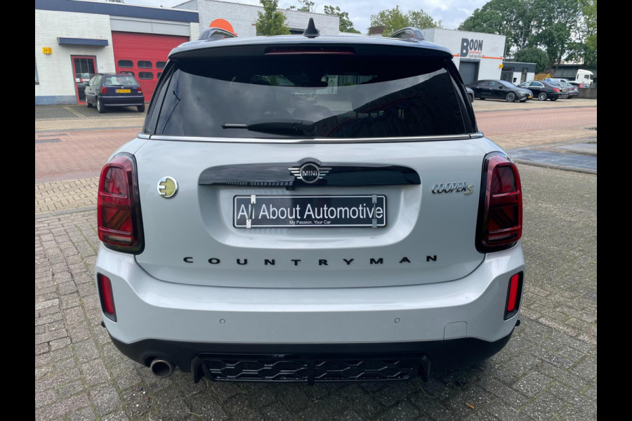 MINI Countryman 2.0 John Cooper Works S E ALL4 Dealer onderhouden luxe en zuinige uitvoering.