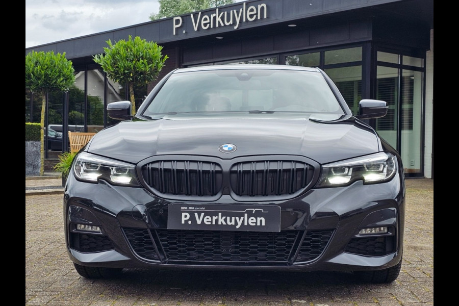 BMW 3-serie 320i M sport l Leder l Sportstoelen I Camera I