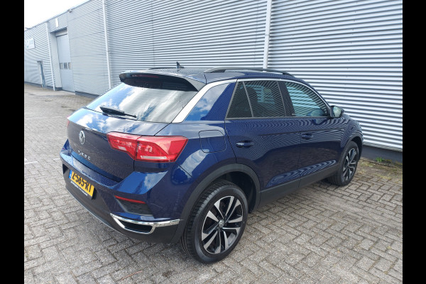 Volkswagen T-Roc 1.5 TSI Style Automaat, airco, cruisecontrol,apple carplay/android,achteruitrijcamera,stoelverwarming,parkeersensoren,