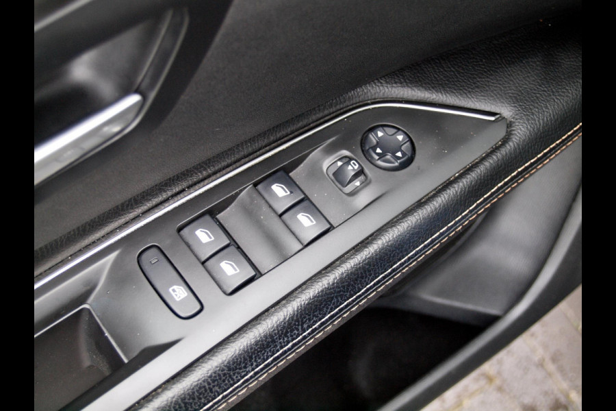 Peugeot 3008 1.2 PureTech GT Line NL-Auto | Dealer Onderhouden | Apple Carplay | Navigatie | Leer |