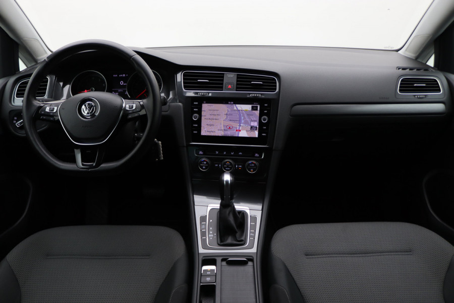 Volkswagen Golf 1.0 TSI DSG Comfortline Climate, ACC, Navigatie, Apple CarPlay, Camera, PDC, Front Assist