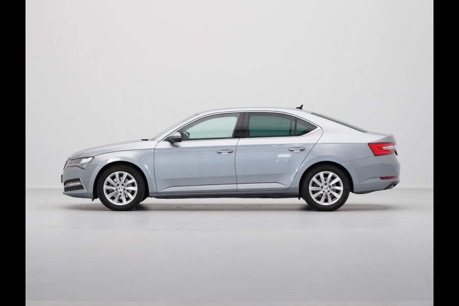 Škoda Superb 1.4 TSI iV 218pk Business Edition Navigatie Pdc Acc Assistentiepakket 100