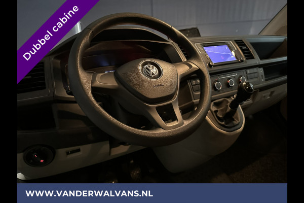 Volkswagen Transporter 2.0 TDI 150pk L2H1 Dubbele Cabine Euro6 Airco | Navigatie | Camera | 2500kg Trekhaak Apple Carplay, Android Auto, Cruisecontrol, Parkeersensoren, 5-zits