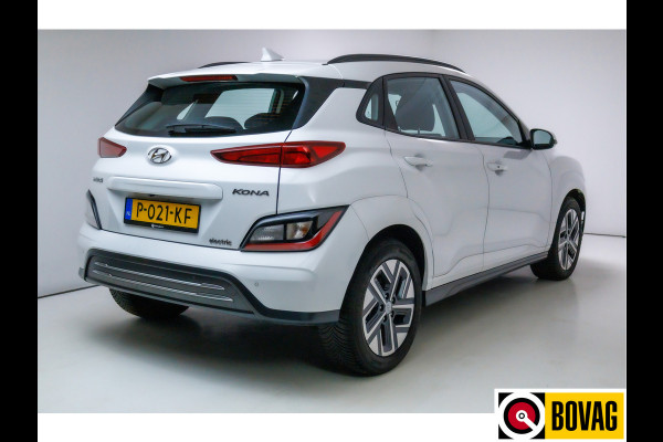 Hyundai Kona EV Comfort 64 kWh | € 2000,- Subsidie mogelijk! Virtual cockpit, ACC+stuurhulp, Camera, Climate controle