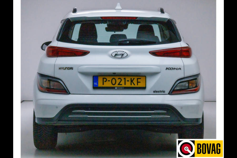 Hyundai Kona EV Comfort 64 kWh | € 2000,- Subsidie mogelijk! Virtual cockpit, ACC+stuurhulp, Camera, Climate controle