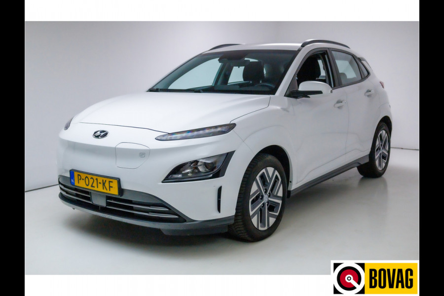 Hyundai Kona EV Comfort 64 kWh | € 2000,- Subsidie mogelijk! Virtual cockpit, ACC+stuurhulp, Camera, Climate controle