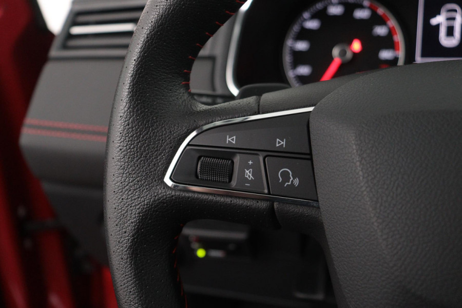 Seat Ibiza 1.0 TSI FR Business Intense automaat (LED, CLIMA, NAVI, CARPLAY, 1e EIGENAAR, GOED ONDERHOUDEN)