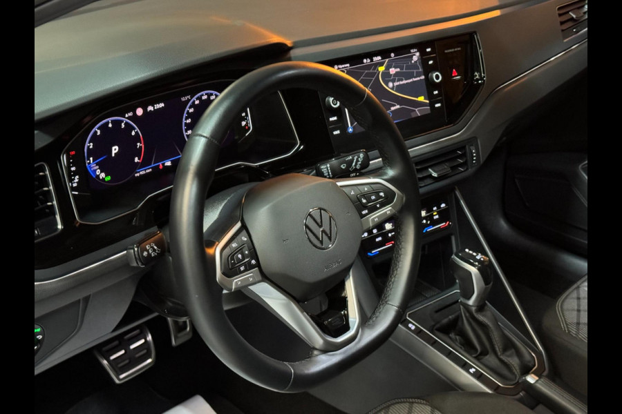 Volkswagen Taigo 1.5 TSI R-Line Garantie 3x R-line Pano Carplay Xenon Clima ACC Rijklaar