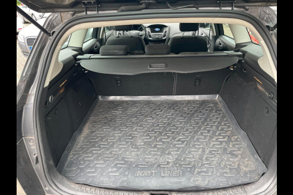 Ford FOCUS Wagon 1.0 Lease Edition 125pk / navigatie / trekhaak