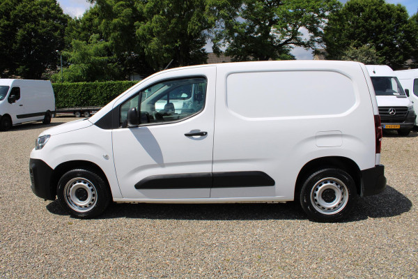 Citroën Berlingo 1.2 PureTech 110PK, L1, Airco, Benzine