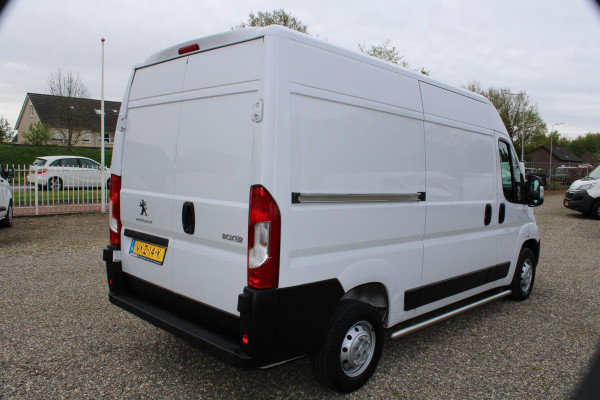 Peugeot Boxer 2.2 BlueHDi 120PK, L2H2, Airco