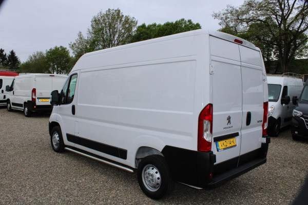 Peugeot Boxer 2.2 BlueHDi 120PK, L2H2, Airco