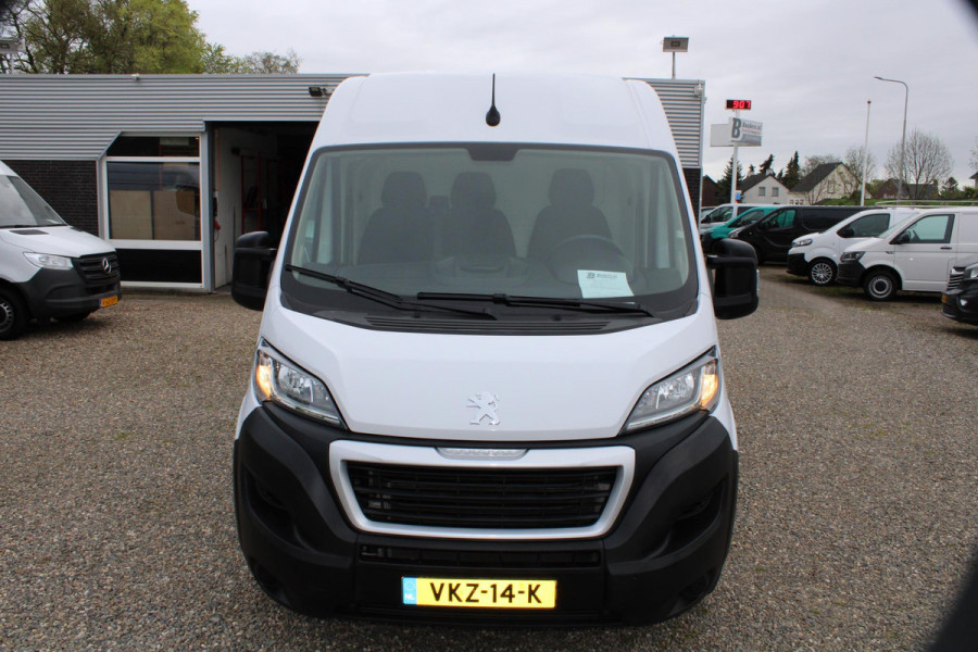 Peugeot Boxer 2.2 BlueHDi 120PK, L2H2, Airco