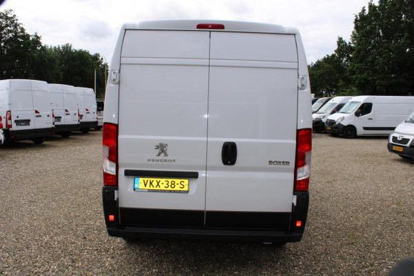 Peugeot Boxer 2.2 BlueHDi 120PK, L2H2, Airco