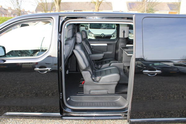 Peugeot e-Traveller 75 kWh Business VIP L3 6-persoons Zeer luxe uitvoering