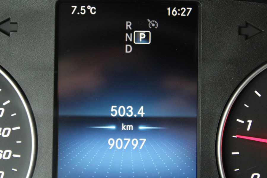Mercedes-Benz Sprinter 317 CDI L2H2 MBUX met camera en Apple Carplay / Android Auto
