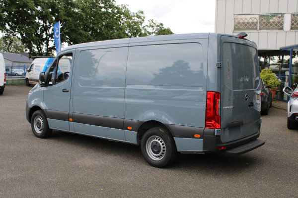 Mercedes-Benz Sprinter 315 CDI L2H1 RWD MBUX met navigatie en camera, Geveerde stoel