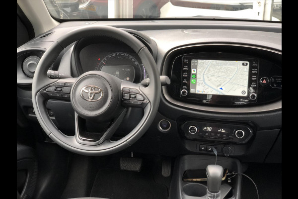 Toyota Aygo X 1.0 VVT-i S-CVT Automaat Limited | Stoelverwarming, Keyless, Licht + Regensensor, Apple CarPlay/Android Auto