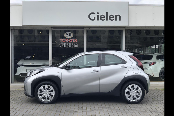 Toyota Aygo X 1.0 VVT-i S-CVT Automaat Limited | Stoelverwarming, Keyless, Licht + Regensensor, Apple CarPlay/Android Auto