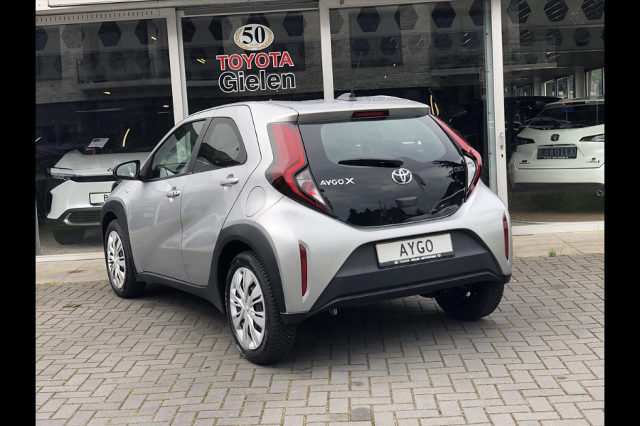 Toyota Aygo X 1.0 VVT-i S-CVT Automaat Limited | Stoelverwarming, Keyless, Licht + Regensensor, Apple CarPlay/Android Auto