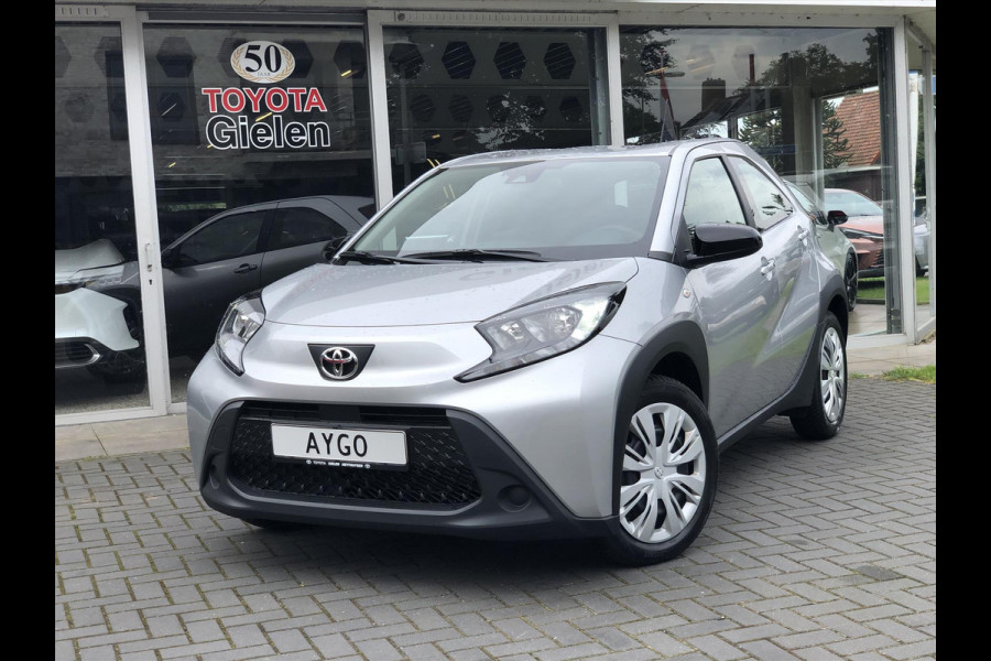 Toyota Aygo X 1.0 VVT-i S-CVT Automaat Limited | Stoelverwarming, Keyless, Licht + Regensensor, Apple CarPlay/Android Auto