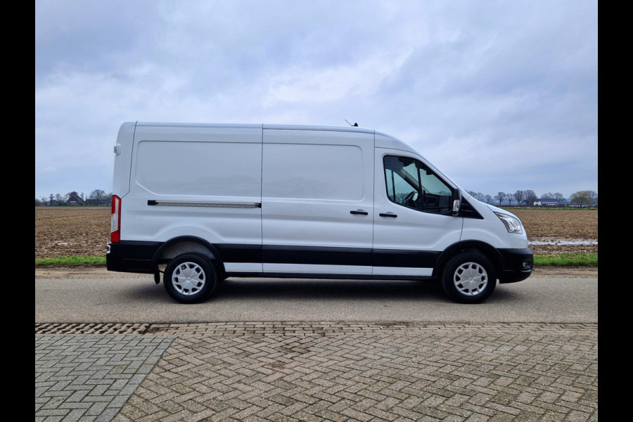 Ford Transit 350 2.0 TDCI L3H2 - 130 Pk - Euro 6 - Navi - ParkeerCamera - Airco - Cruise Control