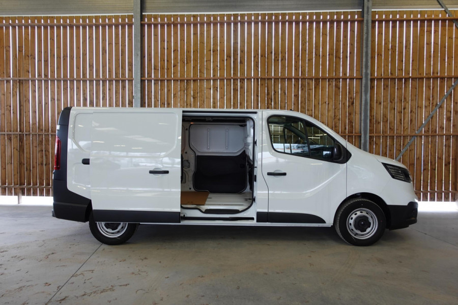 Renault Trafic 2.0 Blue dCi 150PK T30 L2H1 Advance Airco Bluetooth Camera Cruise PDC Trekhaak