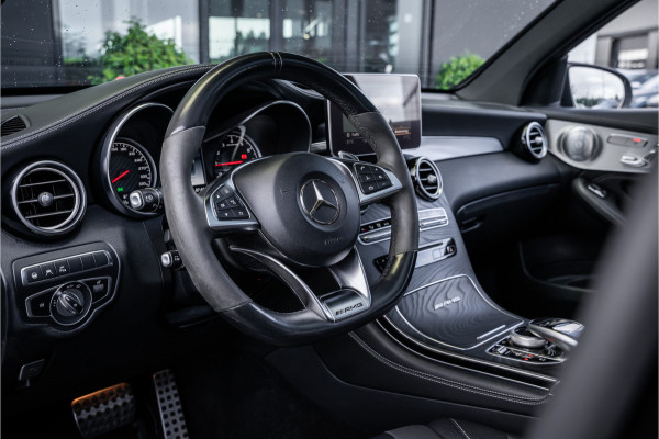 Mercedes-Benz GLC AMG 63 4MATIC+ - Panorama | Burmester | Luchtvering | ACC