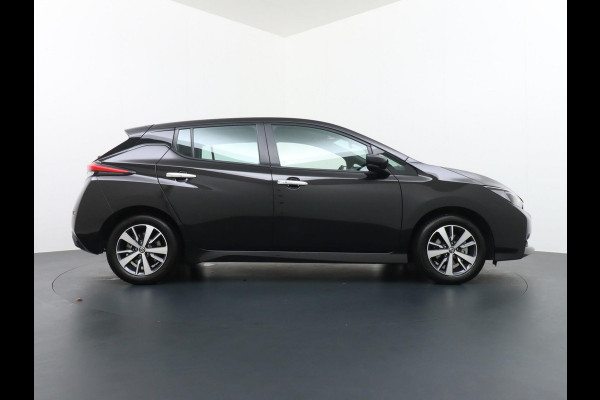 Nissan Leaf Acenta 40 kWh | * 15.899 NA SUBSIDIE * | CAMERA | RIJKLAARPRIJS INCL. 12 MND. BOVAGGARANTIE