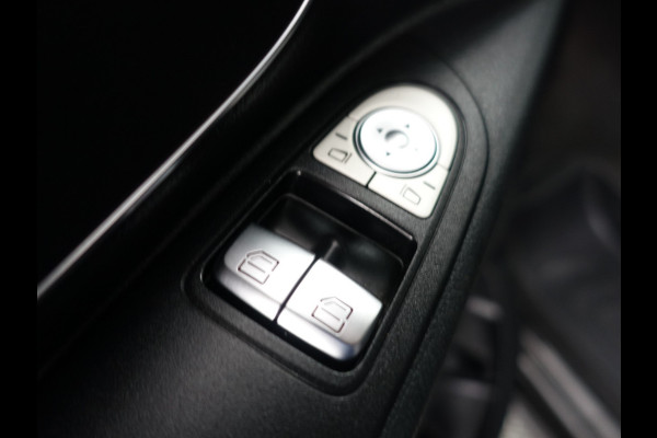 Mercedes-Benz Vito 114 CDI Lang Brabus Petronas Edition Aut- Dubbele Cabine I  2x Schuifdeur I Xenon Led I  Navi I Stoelverwarming