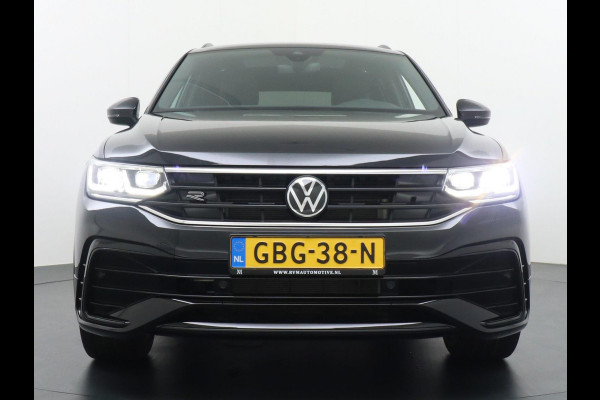 Volkswagen Tiguan 1.4 TSI eHybrid R-Line Business PANO | CAMERA | BLACK PACK | VIRTUAL DASH