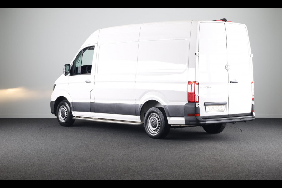 Volkswagen Crafter 35 2.0 TDI L3H3 Highline 140 pk Automaat | Verlengde garantie | Navigatie | Parkeersensoren | Achteruitrijcamera | Cruise control |