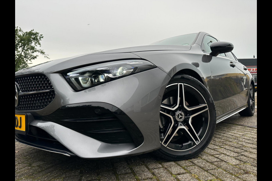 Mercedes-Benz A-Klasse 200 AMG HYBRID FACE+ 2023 NAP LEER-ALCANTARA VOL-LUXE