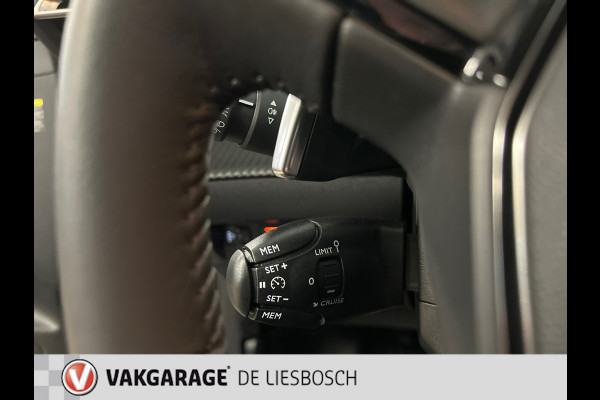Peugeot 208 1.2 PureTech Allure Pack,navi,camera,cruisc,apple carplay,clima,ned